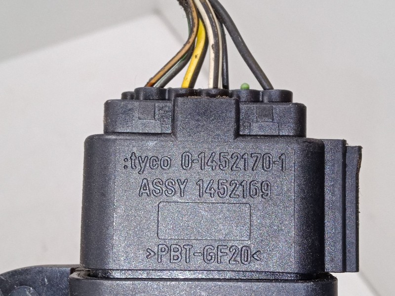 Recambio de cerradura puerta delantera izquierda para ford c-max (dm2) 1.8 tdci referencia OEM IAM 3M5AR21813ER  