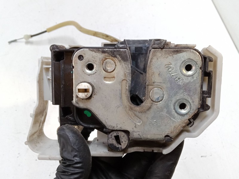 Recambio de cerradura puerta trasera derecha para fiat bravo ii (198_) 1.9 d multijet (198axb1a) referencia OEM IAM   