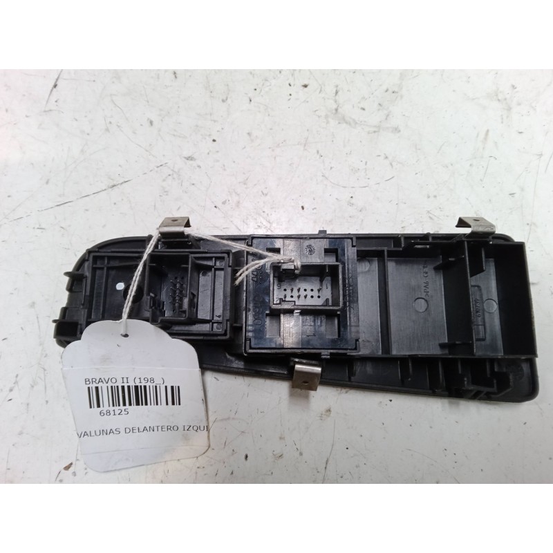 Recambio de mando elevalunas delantero izquierdo para fiat bravo ii (198_) 1.9 d multijet (198axb1a) referencia OEM IAM   