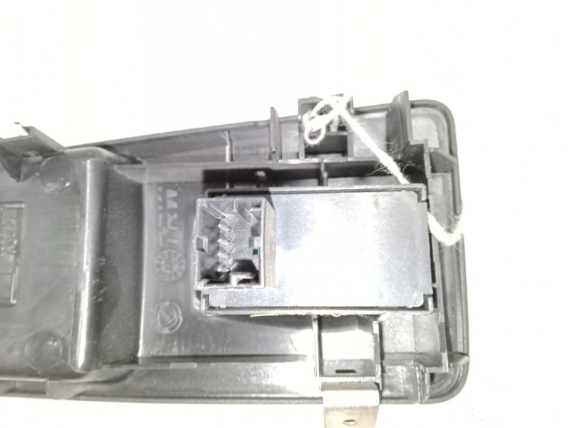 Recambio de mando elevalunas delantero derecho para fiat bravo ii (198_) 1.9 d multijet (198axb1a) referencia OEM IAM   