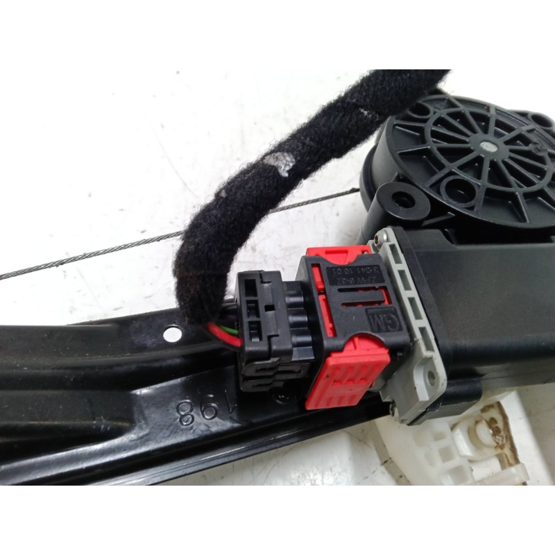 Recambio de elevalunas electrico delantero derecho para fiat bravo ii (198_) 1.9 d multijet (198axb1a) referencia OEM IAM   