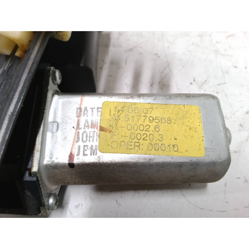 Recambio de elevalunas electrico delantero derecho para fiat bravo ii (198_) 1.9 d multijet (198axb1a) referencia OEM IAM   