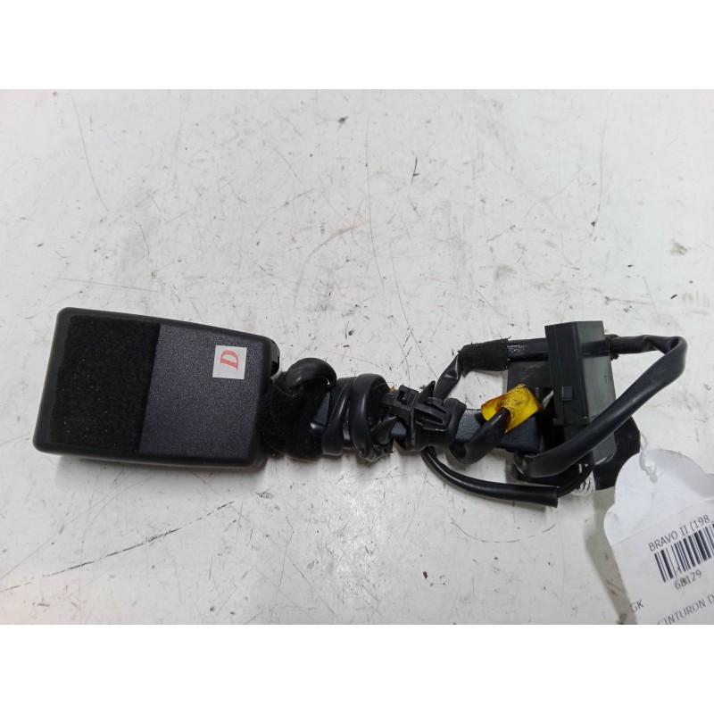 Recambio de anclaje cinturon delantero derecho para fiat bravo ii (198_) 1.9 d multijet (198axb1a) referencia OEM IAM   