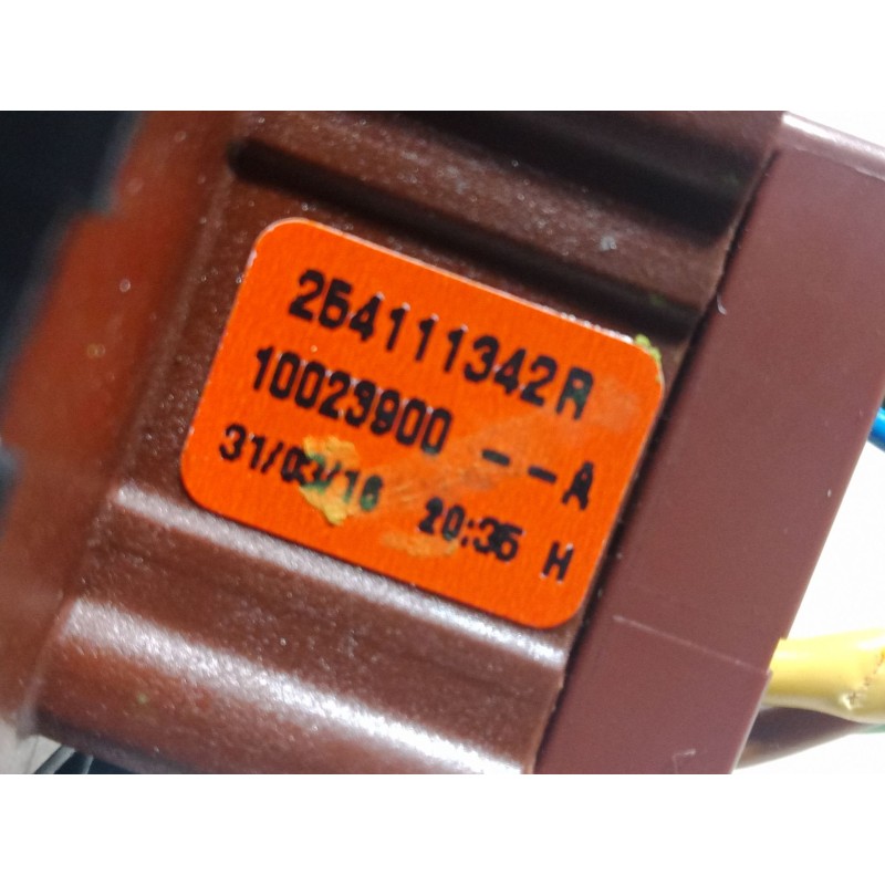 Recambio de mando elevalunas trasero central para dacia sandero ii tce 90 (b8m1, b8ma) referencia OEM IAM 254111342R  