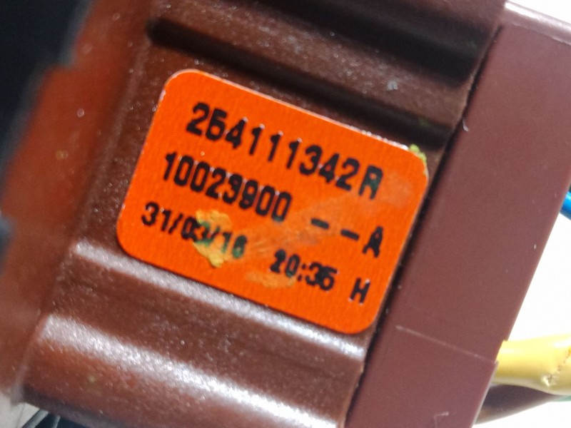 Recambio de mando elevalunas trasero central para dacia sandero ii tce 90 (b8m1, b8ma) referencia OEM IAM 254111342R  