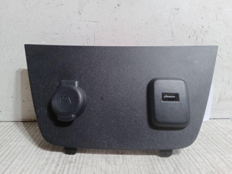 Recambio de toma mechero para opel crossland x / crossland (p17, p2qo) 1.2 (75) referencia OEM IAM   