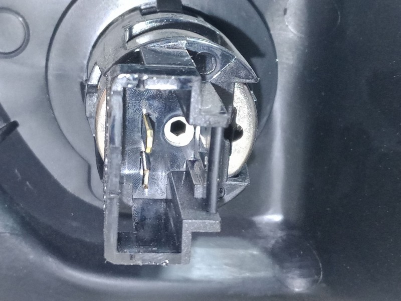 Recambio de toma mechero para fiat scudo furgoneta 1.5 multijet 120 (506) referencia OEM IAM 9808682677  