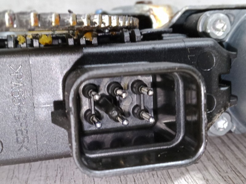 Recambio de elevalunas electrico derecho 3p para opel astra h gtc (a04) 1.7 cdti (l08) referencia OEM IAM   