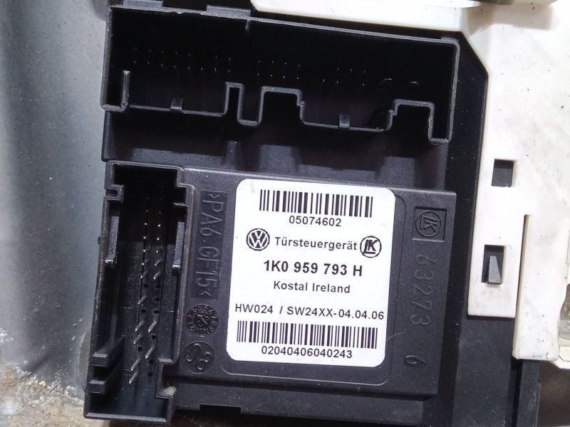 Recambio de elevalunas electrico izquierdo 3p para volkswagen golf v (1k1) 1.6 referencia OEM IAM 1k0959793h  1k4837401f Recambio de elevalunas electrico izquierdo 3p para volkswagen golf v (1k1) 1.6 referencia OEM IAM 1k0959793h  1k4837401f
