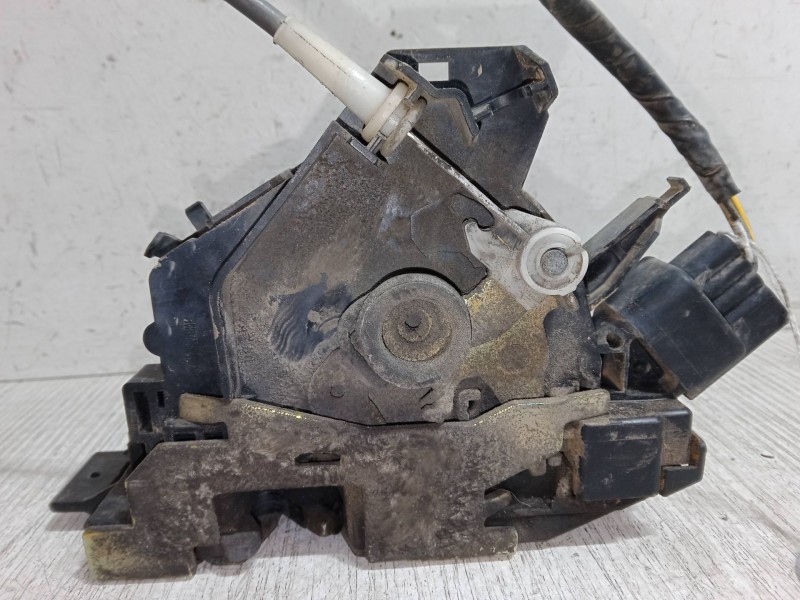 Recambio de cerradura izquierda 3p para ford focus i (daw, dbw) 1.6 16v referencia OEM IAM   