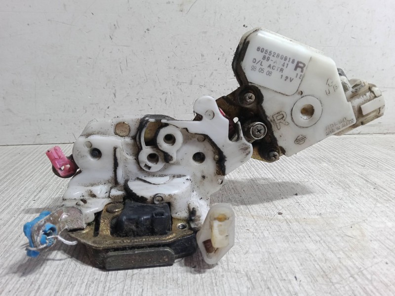 Recambio de cerradura derecha 3p para nissan almera i hatchback (n15) 1.4 referencia OEM IAM   