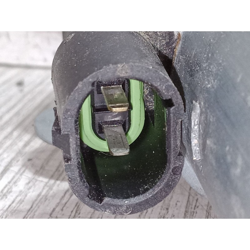 Recambio de elevalunas electrico derecho 3p para renault clio ii (bb_, cb_) 1.2 (bb0a, bb0f, bb10, bb1k, bb28, bb2d, bb2h, cb0a,