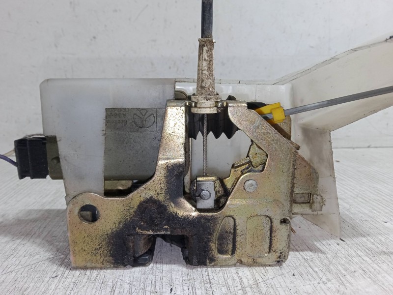 Recambio de cerradura derecha 3p para renault clio ii (bb_, cb_) 1.2 (bb0a, bb0f, bb10, bb1k, bb28, bb2d, bb2h, cb0a,... referen