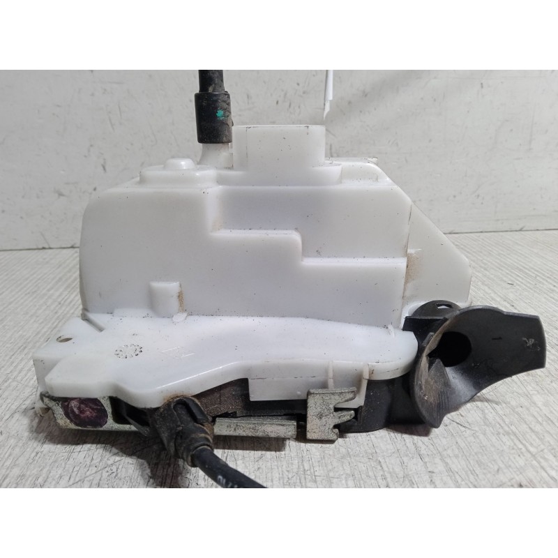 Recambio de cerradura izquierda 3p para renault twingo ii (cn0_) 1.2 16v (cn04, cn0a, cn0b) referencia OEM IAM   