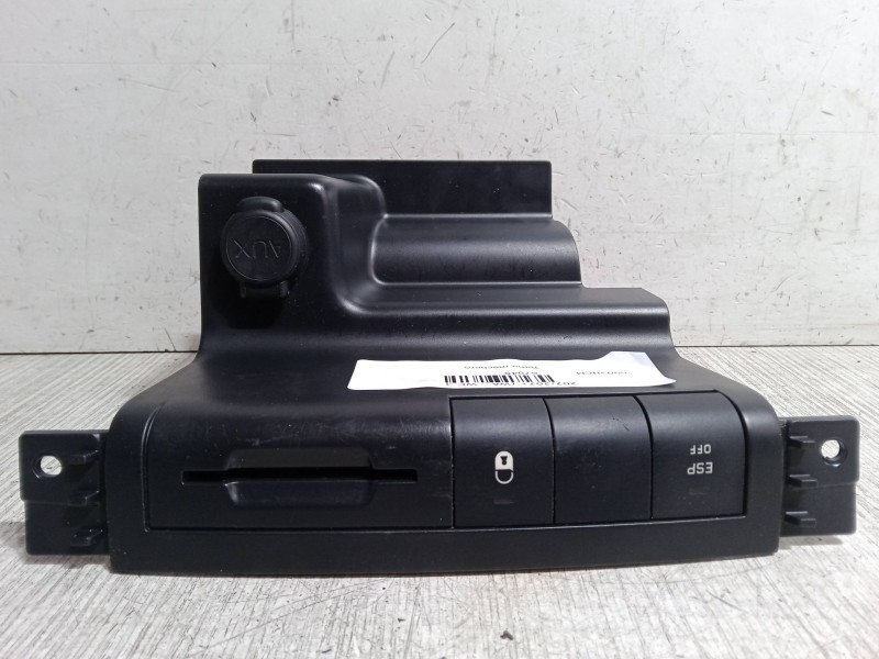 Recambio de toma mechero para peugeot 207/207+ (wa_, wc_) 1.4 hdi referencia OEM IAM   