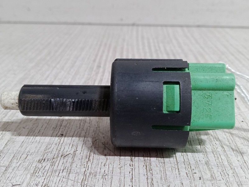 Recambio de interruptor freno para citroën c-crosser (vu_, vv_) 2.2 hdi referencia OEM IAM   