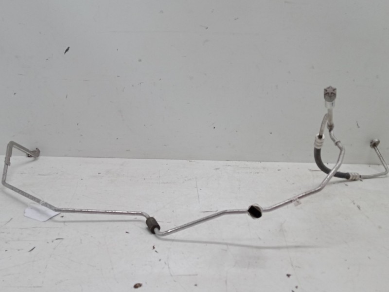 Recambio de tubo baja a/c para seat ibiza v (kj1, kjg) 1.6 tdi referencia OEM IAM   