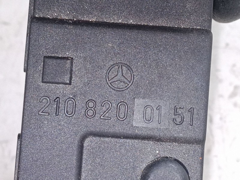 Recambio de boton calefaccion asientos para mercedes-benz slk (r170) 200 (170.435) referencia OEM IAM 2108200151  