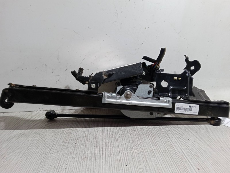 Recambio de amortiguadores electricos maletero/porton para kia carnival / grand carnival iii (vq) 2.9 crdi referencia OEM IAM 81