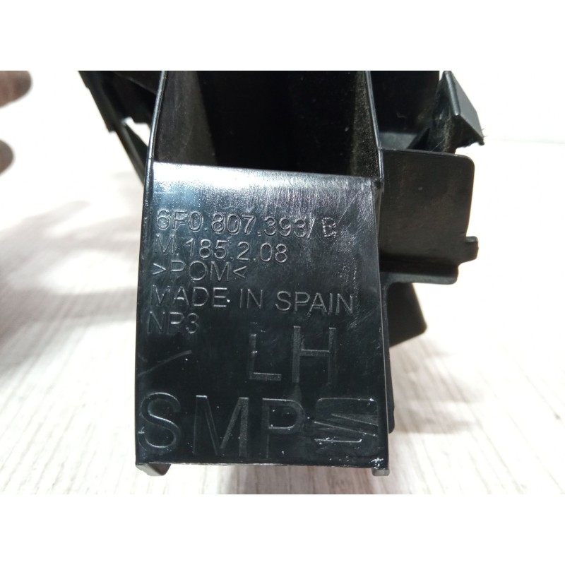 Recambio de soporte paragolpes trasero derecho para seat ibiza v (kj1, kjg) 1.6 tdi referencia OEM IAM 6F0807393B M.185.2.08 