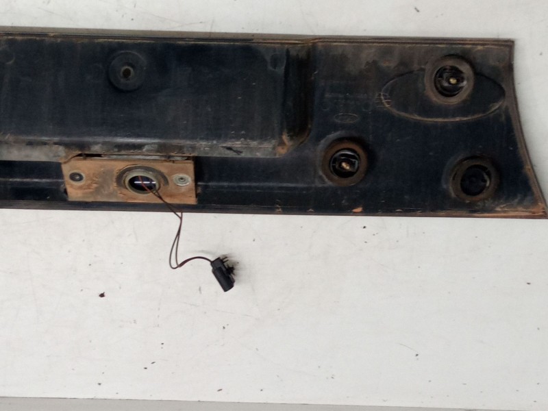 Recambio de moldura central maletero para ford mondeo i sedán (gbp) 1.8 td referencia OEM IAM   