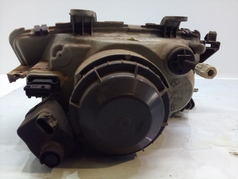 Recambio de faro izquierdo para saab 9-3 (ys3d) 2.2 tid referencia OEM IAM    Recambio de faro izquierdo para saab 9-3 (ys3d) 2.2 tid referencia OEM IAM
