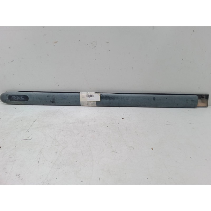 Recambio de moldura exterior derecha para renault kangoo (kc0/1_) 1.4 (kc0c, kc0h, kc0b, kc0m) referencia OEM IAM   