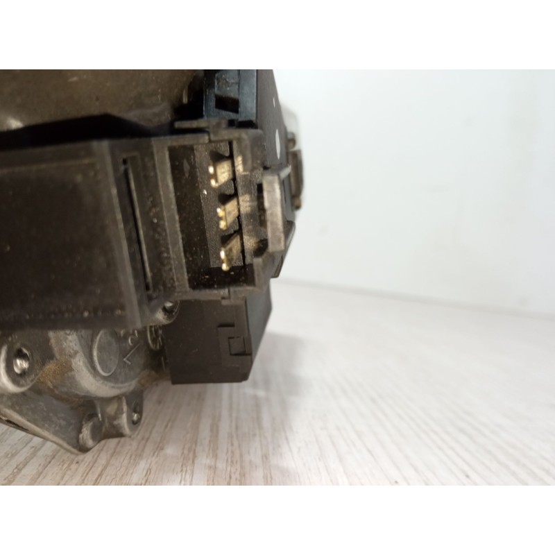 Recambio de motor limpia trasero izquierdo para opel combo tour 1.7 di 16v referencia OEM IAM 538424772  