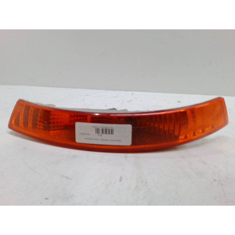 Recambio de intermitente delantero izquierdo para renault trafic ii furgoneta (fl) 1.9 dci 80 (fl0b) referencia OEM IAM   