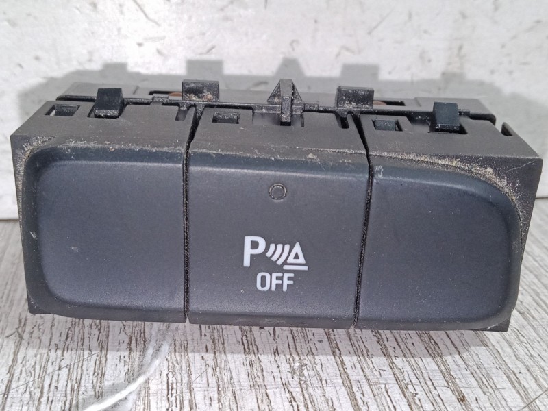 Recambio de boton park assist para opel corsa f (p2jo) 1.2 (68) referencia OEM IAM YP00031777  