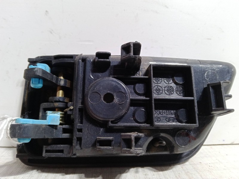 Recambio de maneta interior puerta delantera derecha para hyundai getz (tb) 1.3 referencia OEM IAM   