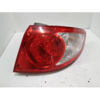 PILOTO TRASERO DERECHO 924022B000 
