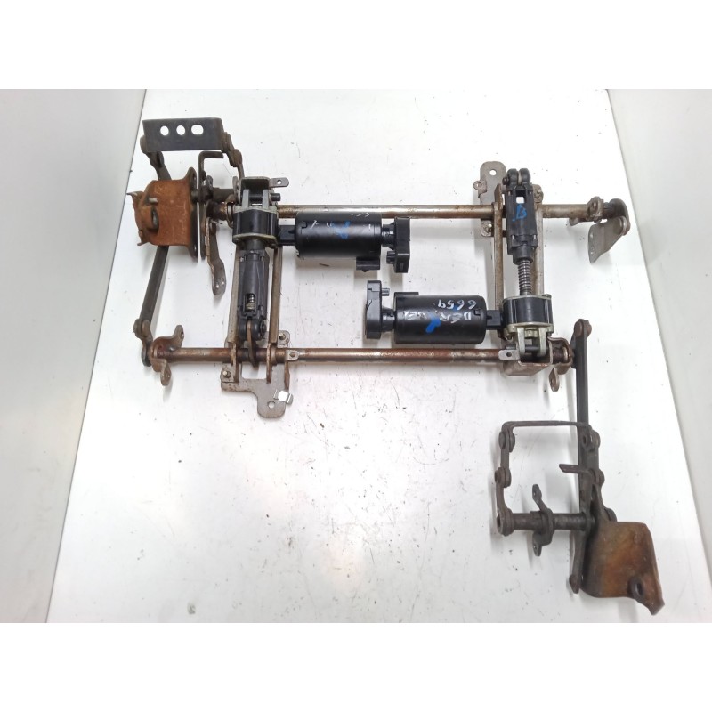 Recambio de motor regulador asiento delantero derecho para mercedes-benz clase m (w163) ml 270 cdi (163.113) referencia OEM IAM 