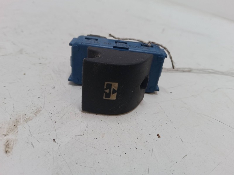 Recambio de boton apertura techo panoramico para peugeot 5008 (0u_, 0e_) 1.6 hdi referencia OEM IAM   