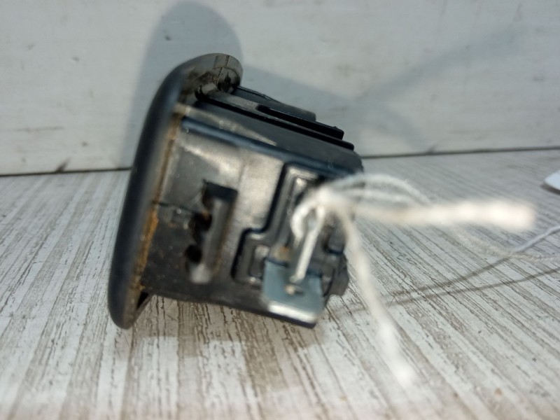 Recambio de luz lateral techo derecha para kia cee´d (jd) 1.6 gt referencia OEM IAM   