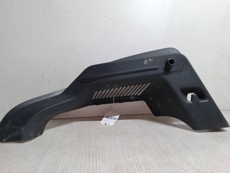 Recambio de moldura maletero izquierda para seat ibiza v (kj1, kjg) 1.6 tdi referencia OEM IAM   