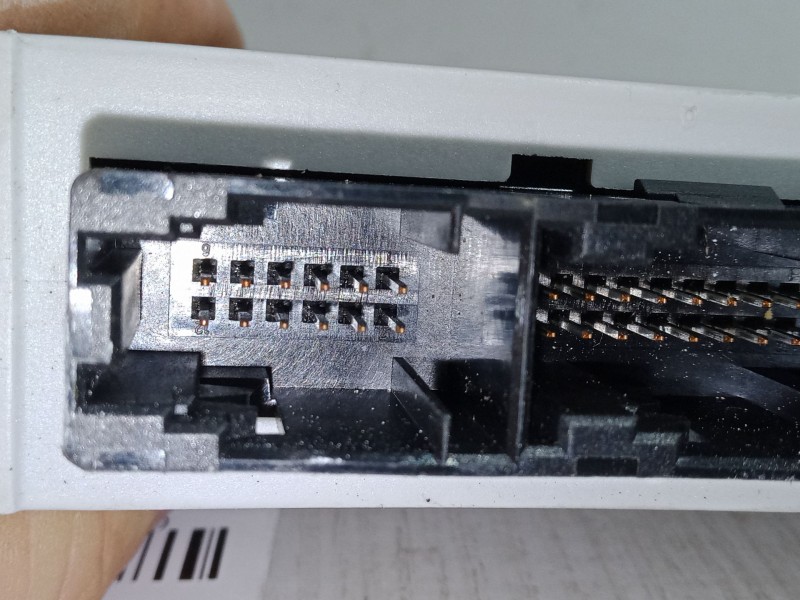 Recambio de centralita cierre delantero izquierdo para bmw 7 (e65, e66, e67) 735 i, li referencia OEM IAM 61.35-6921979.9  