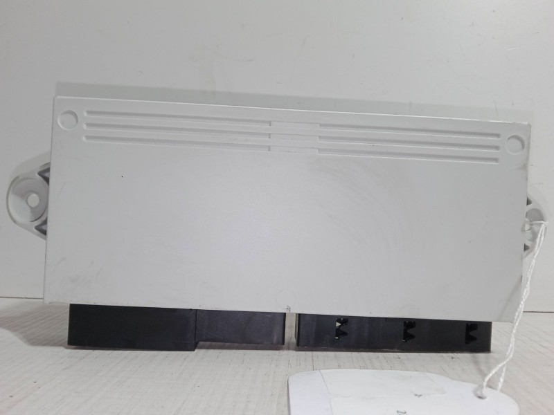 Recambio de centralita cierre delantero izquierdo para bmw 7 (e65, e66, e67) 735 i, li referencia OEM IAM 61.35-6921979.9  