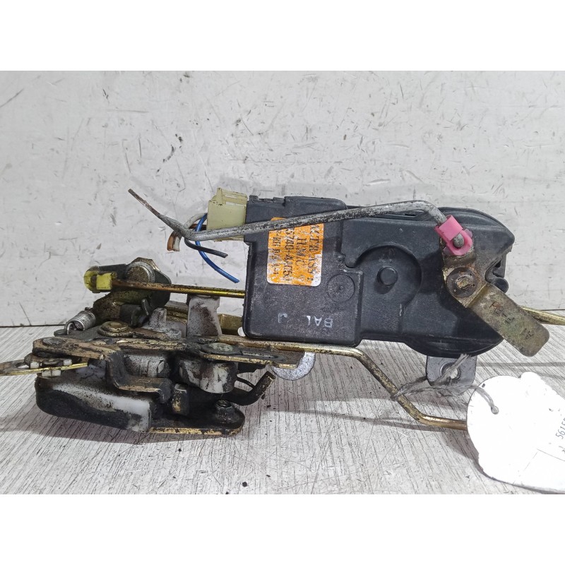 Recambio de cerradura puerta delantera derecha para hyundai h-1 / starex autobús (a1) 2.5 crdi referencia OEM IAM   