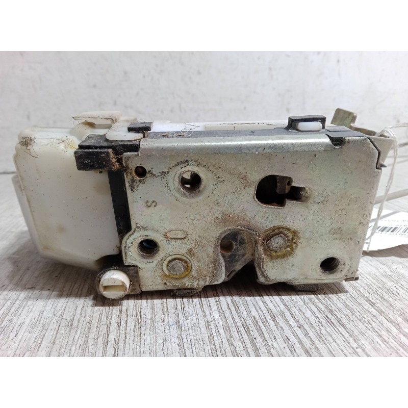 Recambio de cerradura puerta trasera izquierda para fiat punto (188_) 1.2 60 (188.030, .050, .130, .150, .230, .250) referencia 
