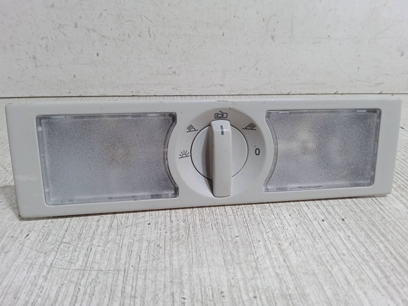 Recambio de luz interior trasera para volkswagen tiguan (5n_) 2.0 tdi referencia OEM IAM   