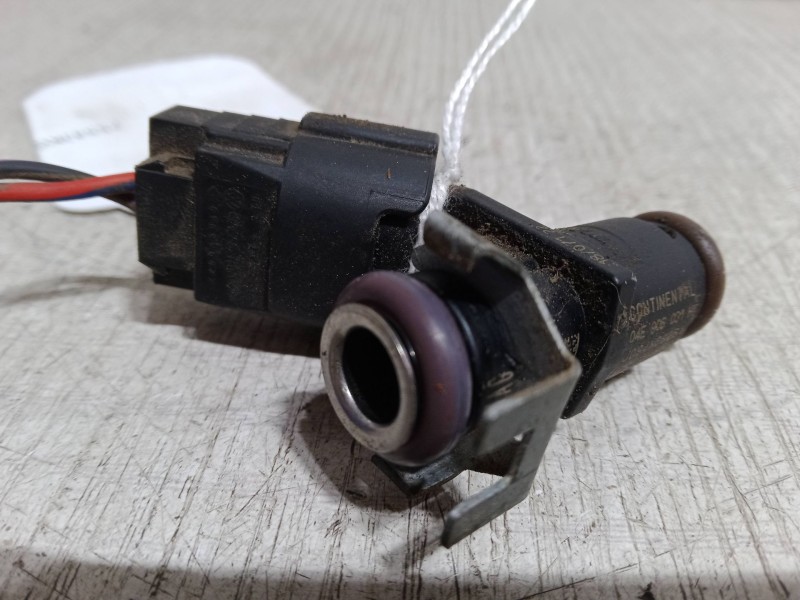 Recambio de inyector para volkswagen polo v (6r1, 6c1) 1.0 referencia OEM IAM 04E906031H  