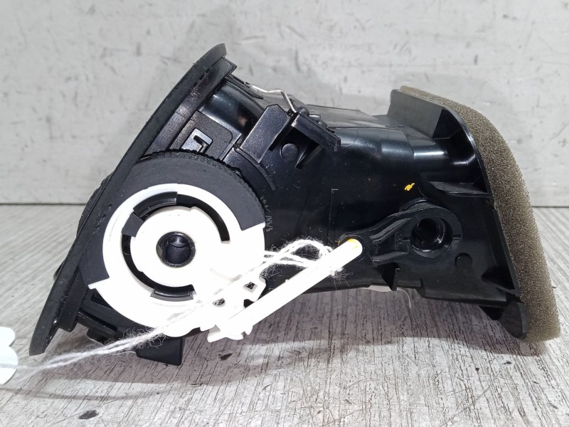 Recambio de aireador izquierdo para volkswagen polo v (6r1, 6c1) 1.0 referencia OEM IAM   