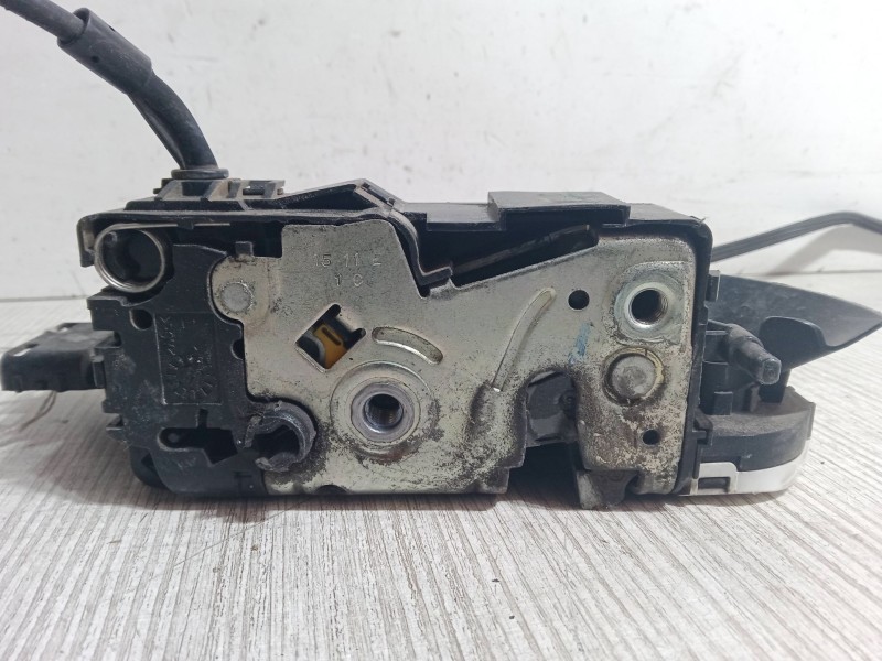 Recambio de cerradura puerta delantera izquierda para peugeot 207/207+ (wa_, wc_) 1.4 16v referencia OEM IAM   