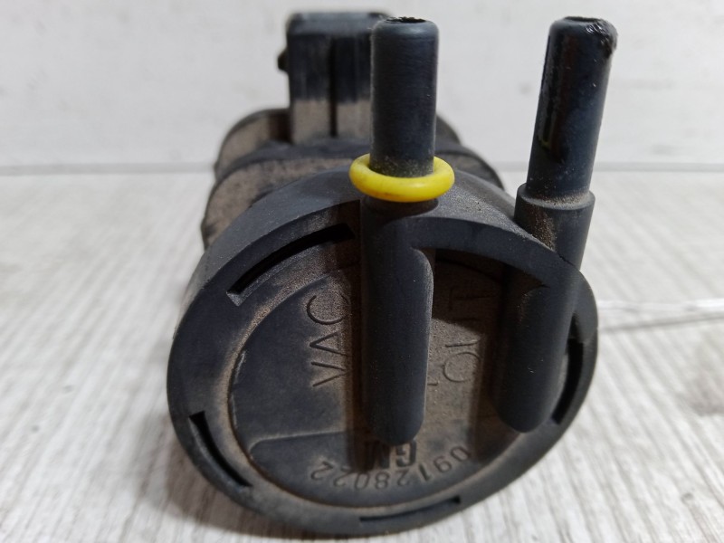 Recambio de valvula vacio para opel zafira / zafira family b (a05) 1.9 cdti (m75) referencia OEM IAM 4534375  