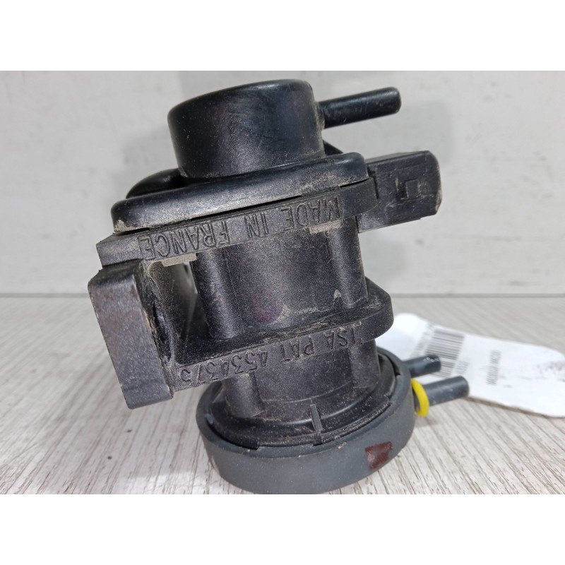 Recambio de valvula vacio para opel zafira / zafira family b (a05) 1.9 cdti (m75) referencia OEM IAM 4534375  