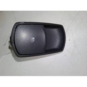 MANDO ELEVALUNAS DELANTERO DERECHO 13189333RW 