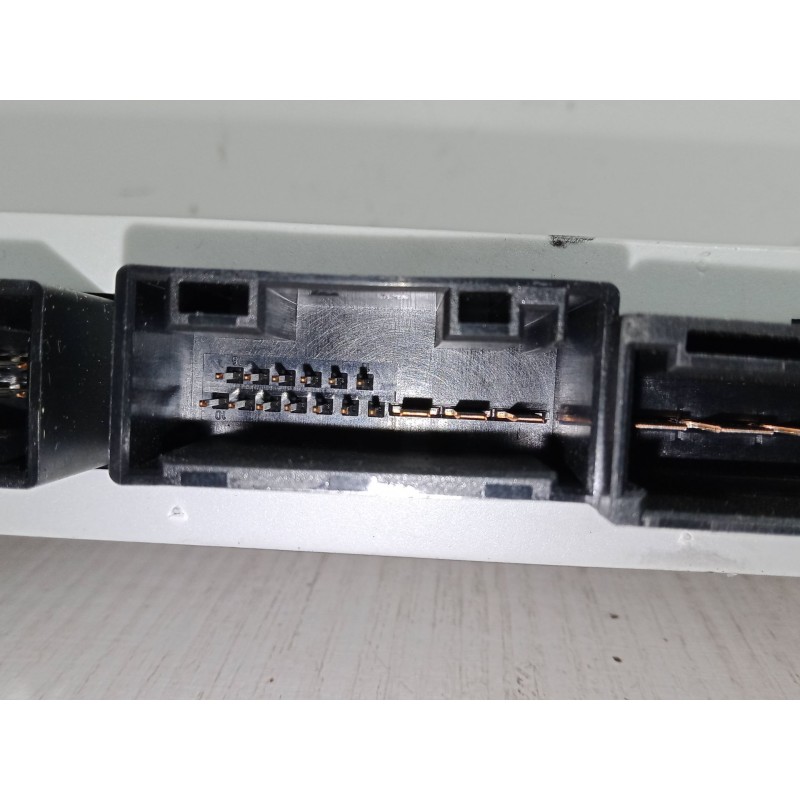 Recambio de modulo control puerta para bmw 7 (e65, e66, e67) 735 i, li referencia OEM IAM 6135692198195WK48001  