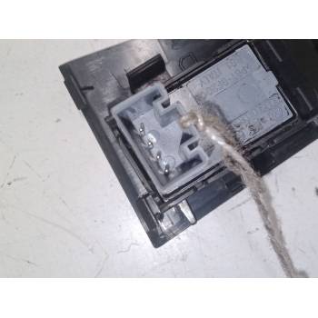MANDO ELEVALUNAS TRASERO DERECHO PBT GF20 