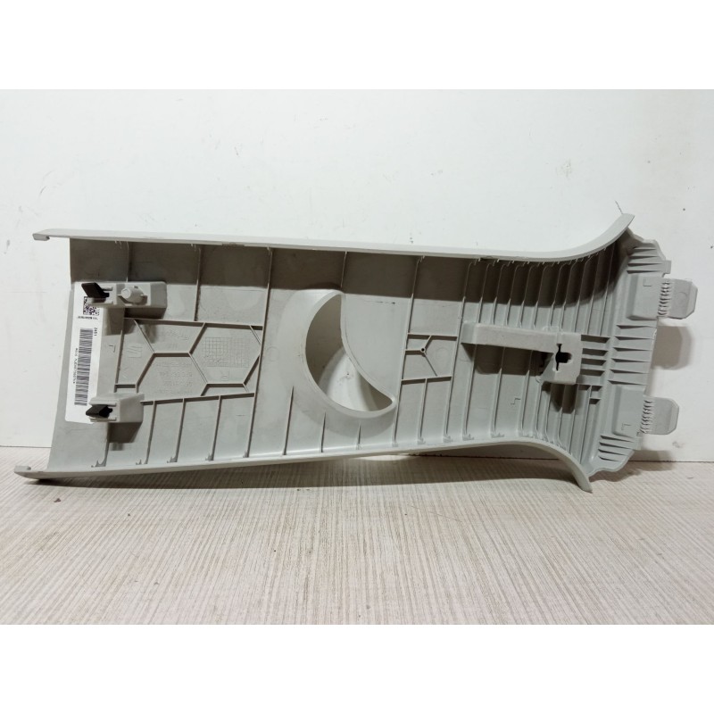 Recambio de moldura interior pilar b para seat ibiza v (kj1, kjg) 1.6 tdi referencia OEM IAM 616MJEA873807K  